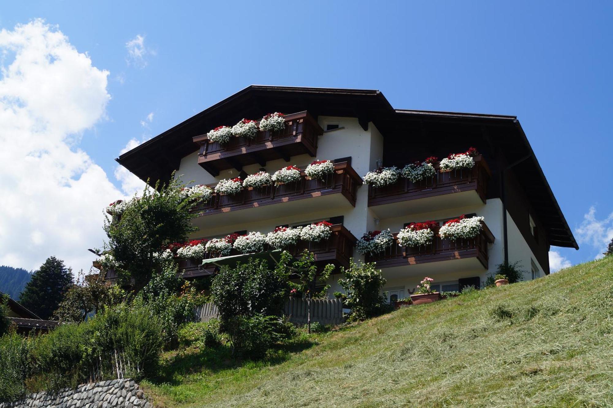 Gaestehaus Hoeck Schruns Exterior photo