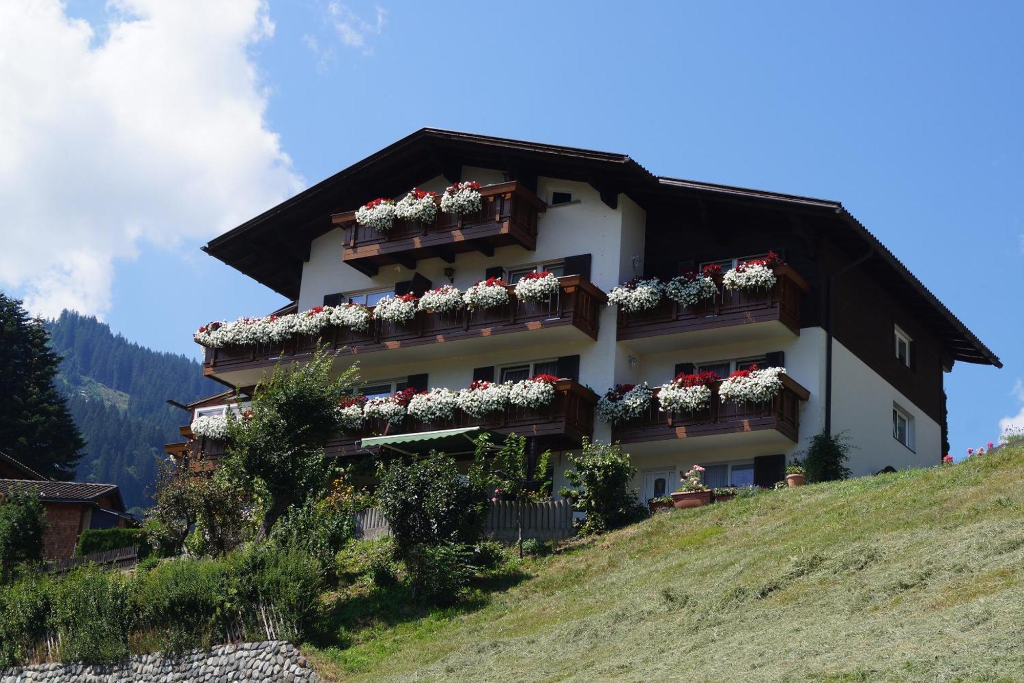 Gaestehaus Hoeck Schruns Exterior photo