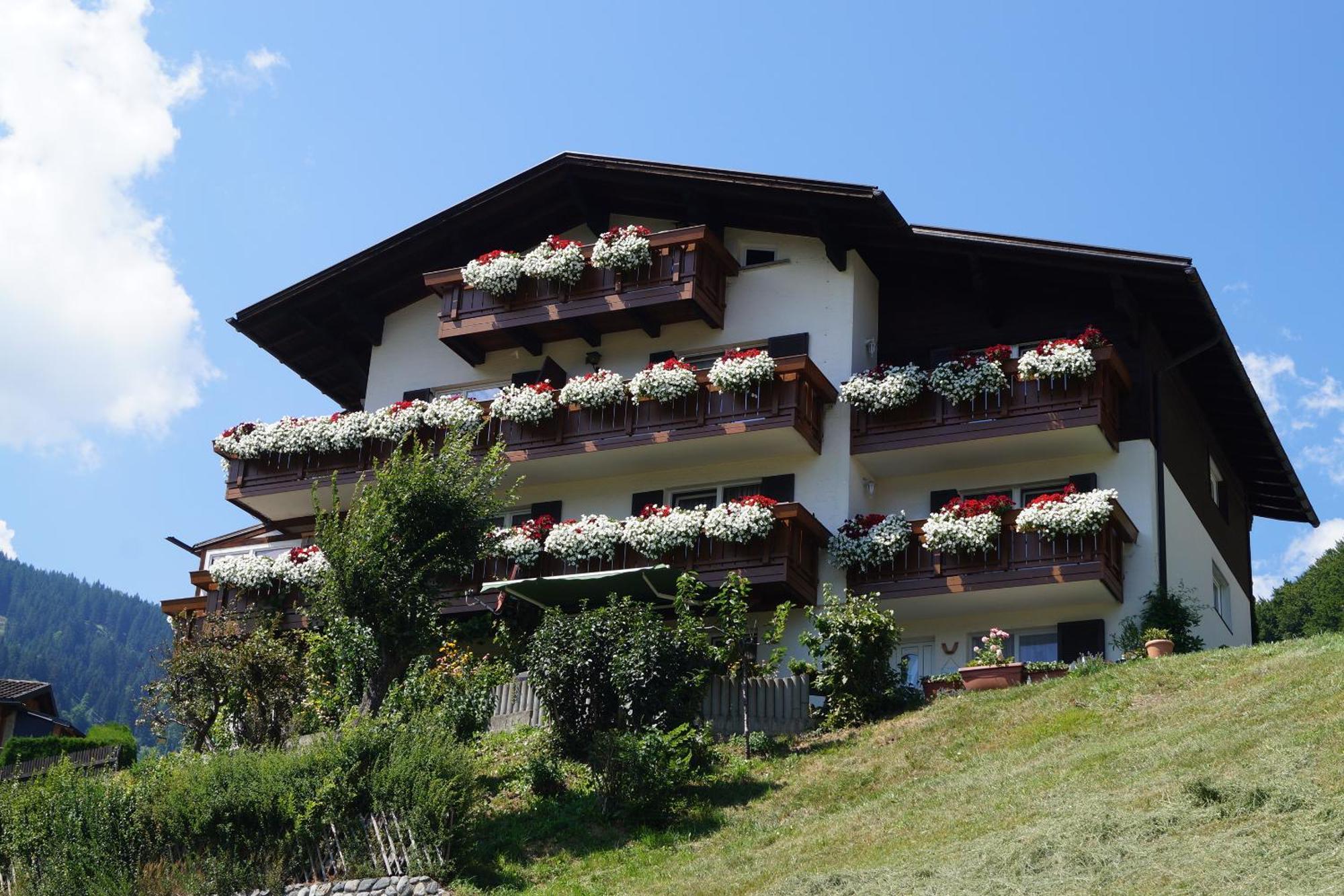 Gaestehaus Hoeck Schruns Exterior photo