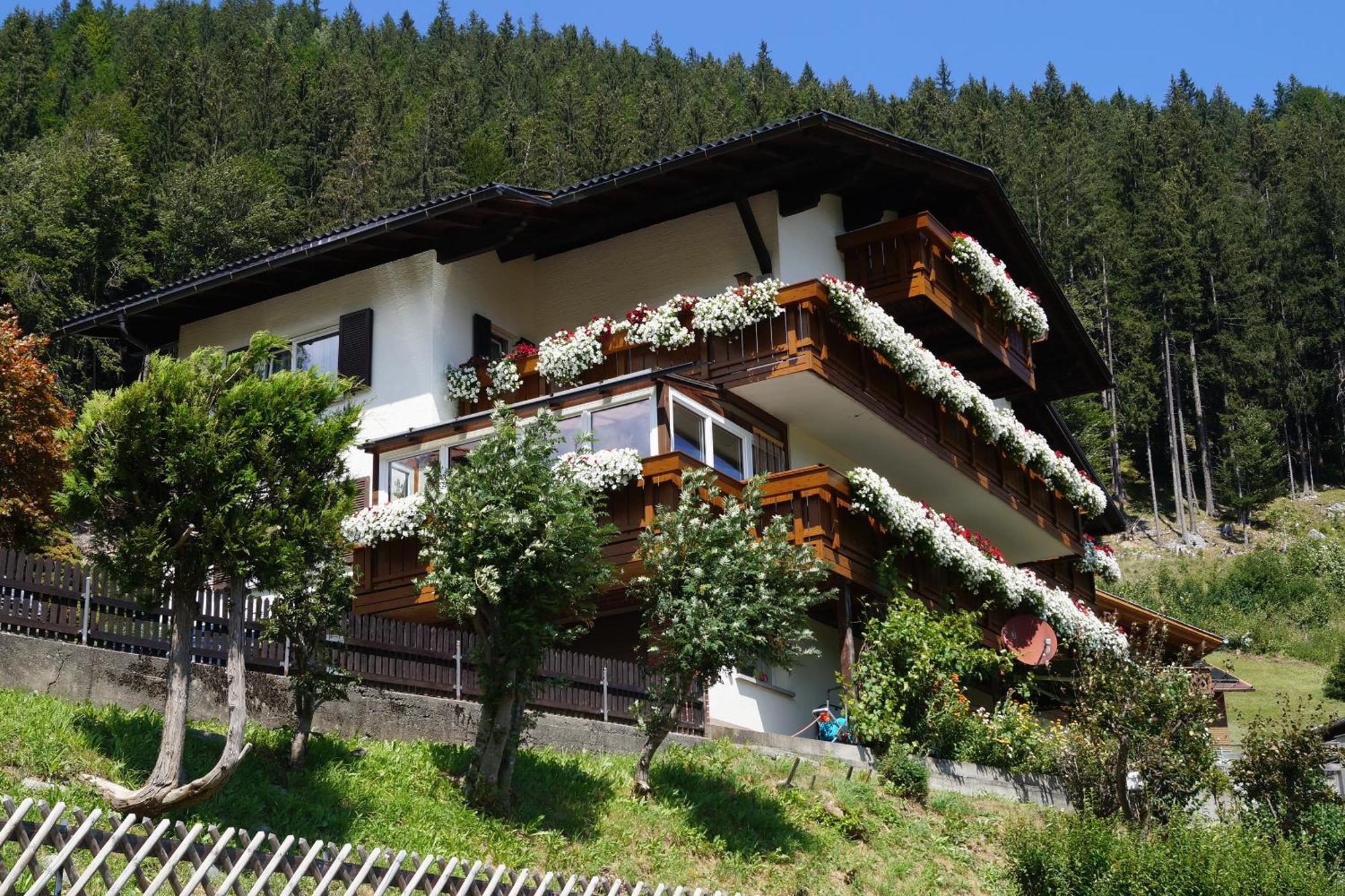 Gaestehaus Hoeck Schruns Exterior photo